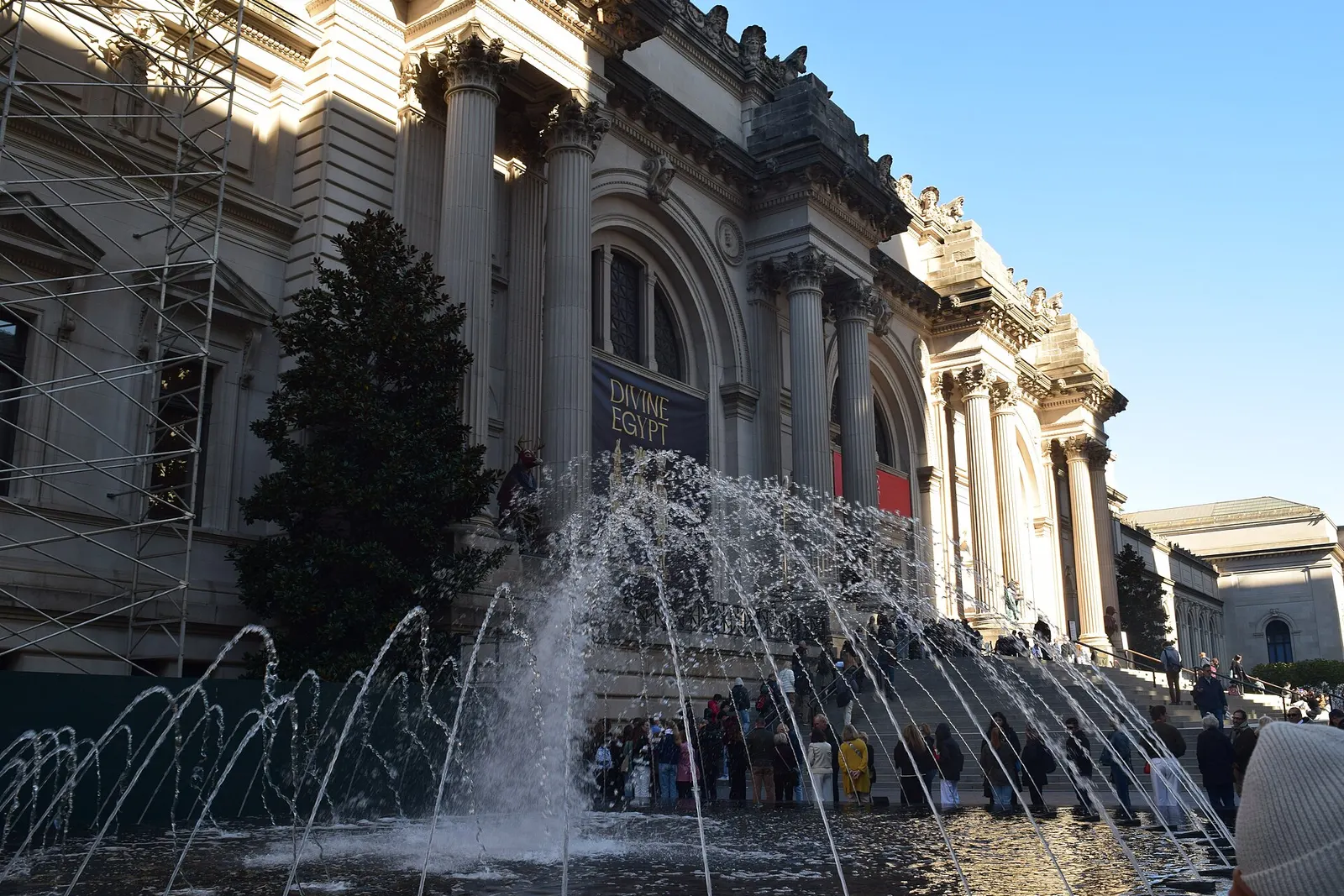 Museums guide photograph